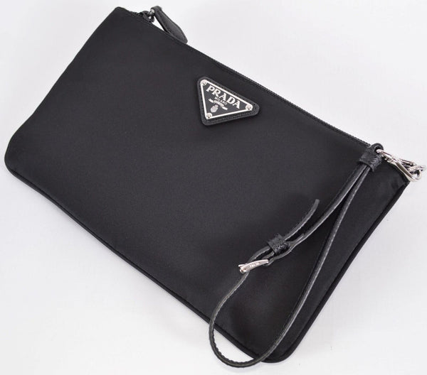 New Prada 1NH545 Black Piatto Maniglia Nylon Zip Top Wristlet Purse Pouch Bag